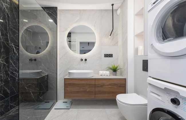 Bright Apartment With Parking by Renters - Photo 17