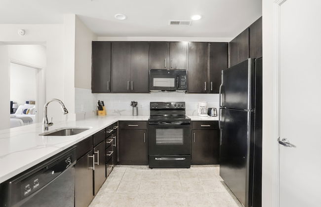 DC Charm in Crystal Apartments - Foto 43