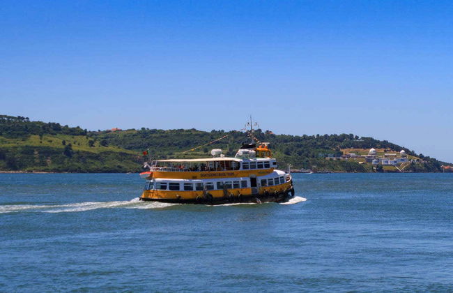 Lisbon Sightseeing Boat Tour - Photo 3