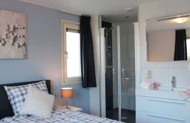 Nice Chalet at 4.5 km. From Rockanje - Foto 3