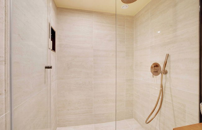 Sublime 3 BDR Renovated by Architect - Bon Marche - Photo 23