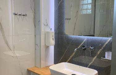 Amalia Deluxe Villas - Photo 8