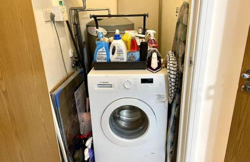 Cityfront Luxe Apt Near City Centre Facing Etihad & Coop Live, Free Parking - Foto 32