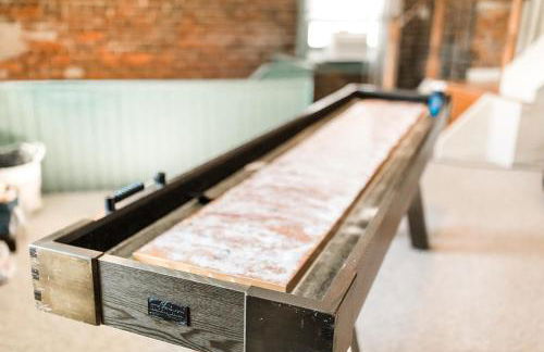 The Penthouse- Heart of OTR w/Rooftop Terrace - Foto 25