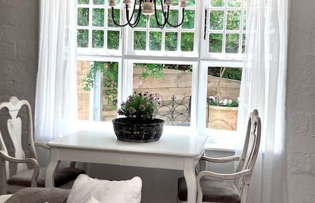 One Wee Cottage, A Romantic Secluded Provincial Abode Surrounded by Vineyards - Foto 33