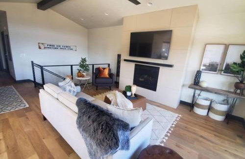 Spectacular Mountain views Year round - Photo 3