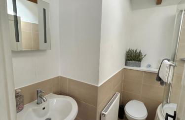 The Old Stables in Mews - Photo 9