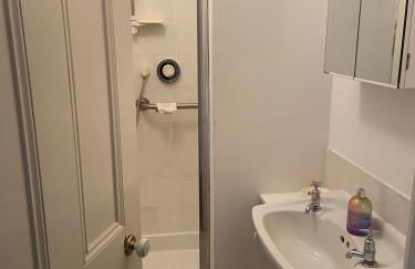 Beautiful Listed Mansion with incredible woodland views - Photo 7