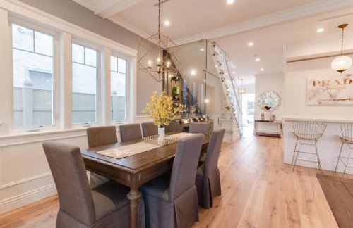 Beautiful 2 Story Right by the Water, Ocean View - Foto 11