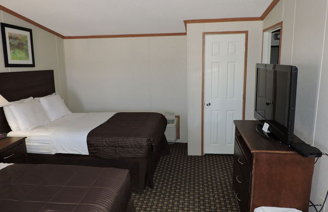 EL Dorado ranch resort - Photo 4