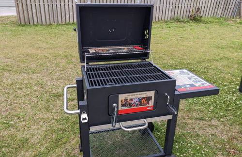 Cozy Home in Central Morehead 5min from the Beach - Foto 8