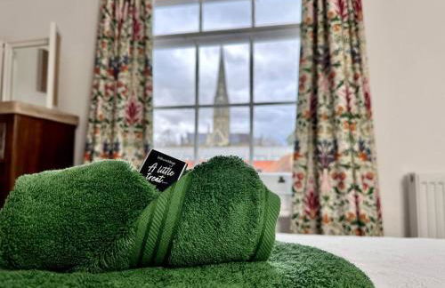 Cathedral Views Period Townhouse w/ Free Parking - Foto 25