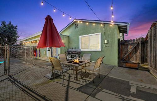 Arden Calexpo HotTub Pool Firepit BBQ NoPetFee - Foto 8