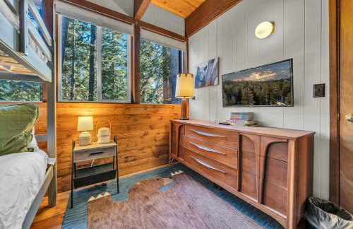 The Haus of Pine A Vintage Tahoe Cabin - Foto 17