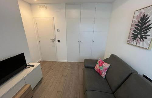 Torre D'Arenas, playa Victoria, piscina y parking - Photo 2