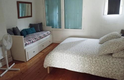 Gîte Déco terrasse ensoleillée et Wi-Fi - Foto 14