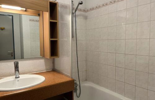 Résidence Balcons Du Soleil 1 - T2/4pers BALCONS DU SOLEIL 11-Peyresourde MAE-9704 - Foto 12