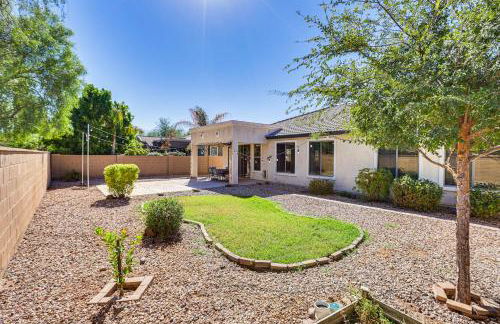 4 Mi to Surprise Stadium! Home with Furnished Patio - Foto 23