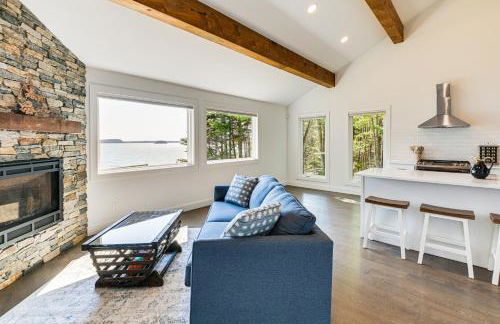 Waterfront Roque Bluffs Hideaway with Private Beach - Photo 3