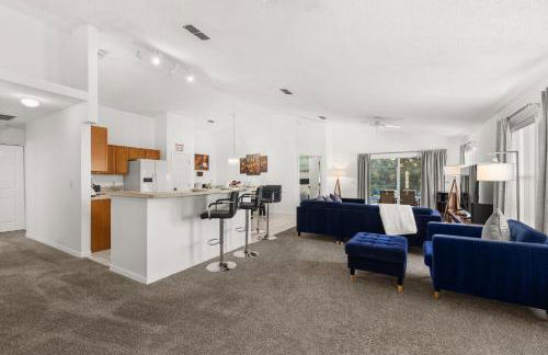 Single Story Villa with Pool Views and Family Fun - Foto 25