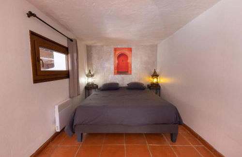 Belle maison atypique avec piscine chauffée - Foto 26