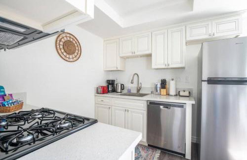 Enjoy Alhambra Night Life at 2BR Apt - Foto 28