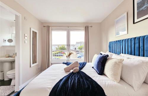 Modern 5 Bedroom Townhouse with Free Parking - Foto 31