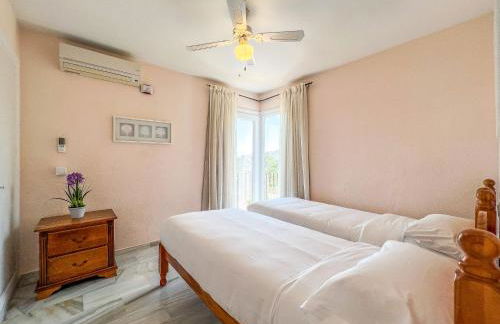 Hanami Casa Saradan - Photo 17