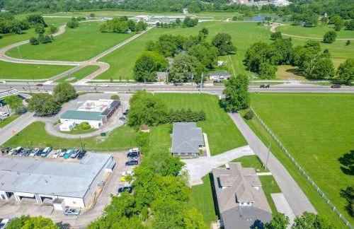 Spacious 3 Bedroom Historic Franklin Quadplex - Foto 66