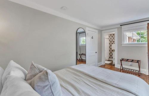 Newly Renovated Carriage House - Foto 40