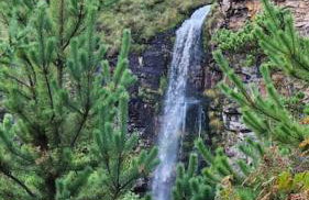 Welsh Miners Cottage Four Bedroom House - Foto 38