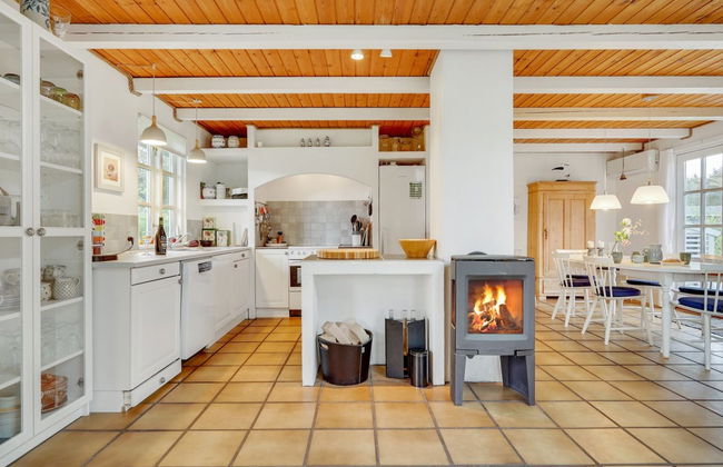 "Sölvy" - 300m from the sea - Photo 10