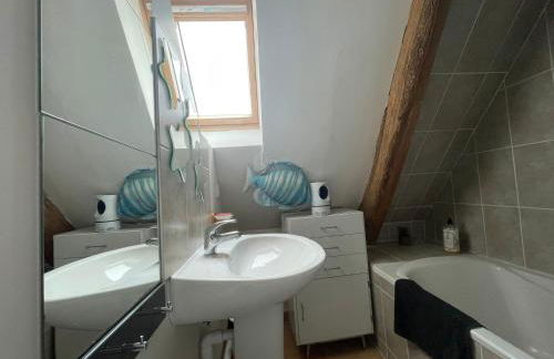 Nid de pie Grand duplex lumineux cadre verdoyant calme à 5 mn de la mer près Port en Bessin, Bayeux, Omaha Beach, - Foto 11