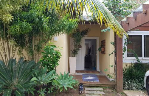 Casa alto padrão na Ferradura em condomínio com piscina privativa - Foto 18