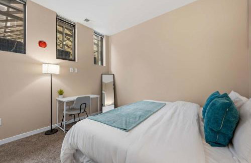 NEW 3BR Modern Downtown Apartment - Foto 25