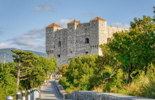 Apartments in Starigrad kod Senja 27140 - Foto 4