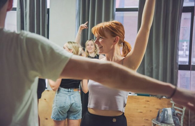 Valencia: Experiencia de clase de flamenco de 1 hora - Foto 1