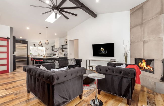 Sunburst Estate Htd Pool Putt Grn Sleeps 14 - Foto 8