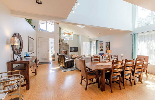 Villa Manzanita by Avantstay Hot Tub, 1 Block to Beach/town, Chef's Kitchen - Foto 22