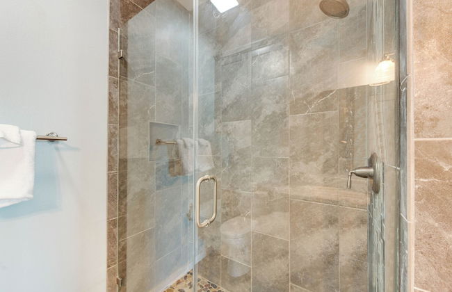 Big Blue by Silver Sands Vacation Rentals - Photo 6