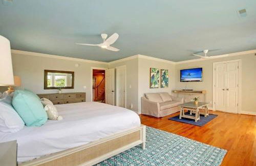 Backyard Oasis- Steps 2 Beach, Private Pool & Bar, Sleeps 16, 7 Bedrooms 5 and a half bathrooms "The Lucky Penny" - Foto 38