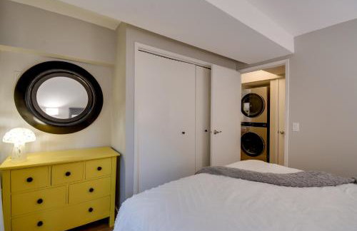 Walk to Beach and Village Bainbridge Island Gem! - Foto 21