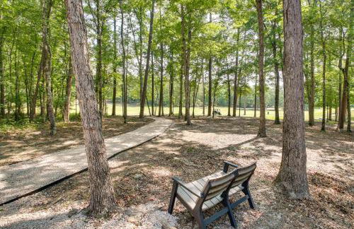 Hot Springs Village Golf Getaway with Deck! - Foto 31