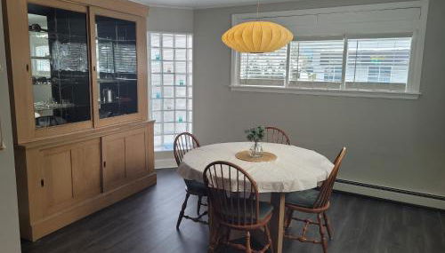 Mid-century Vintage Apartment - Foto 3