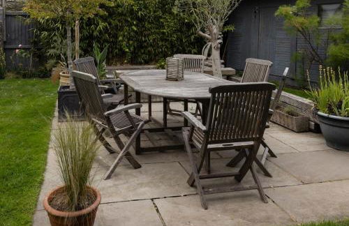 Saltwater Lodge - Air Conditioned 75yrd to the sea - Photo 40