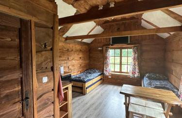 Domki wędkarskie nad Stawami Pirania - Foto 7