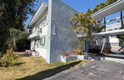 Bay Harbor Boutique Vacation Rental - Photo 126