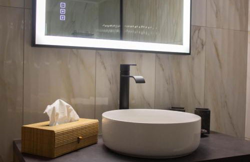 Annis House - Photo 7