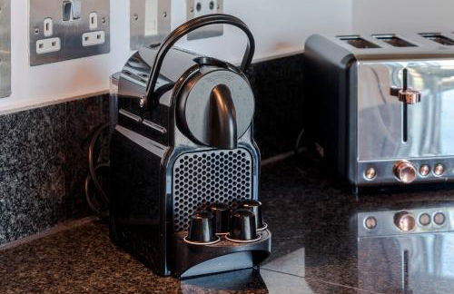 BEST THAMES VIEWS in TOWN! LARGE LUXXE NOMAD DESIGN FAMILY HOMES المساحة والأناقة تلتقي مع الراحة العربية - Foto 27