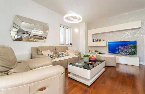 Seaview Apartment with Free Garage Parking 2 min to Beach Zaton near Dubrovnik - Photo 6